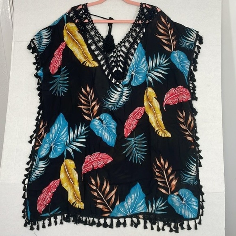 Ekouaer Swim Cover Up NWT Tassel Hem, Crochet Trim, Black Tropical One Size